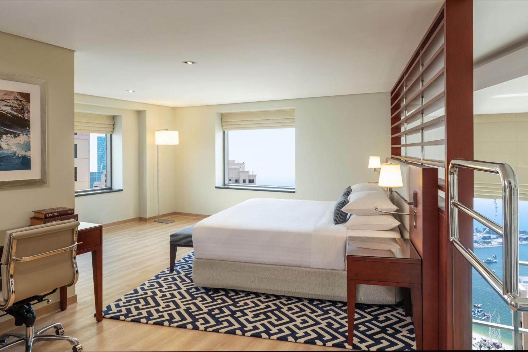 Delta Hotels by Marriott Jumeirah Beach, Dubai Bagian luar foto