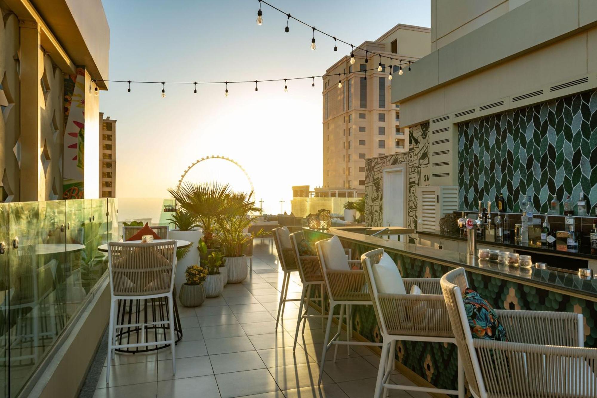 Delta Hotels by Marriott Jumeirah Beach, Dubai Bagian luar foto