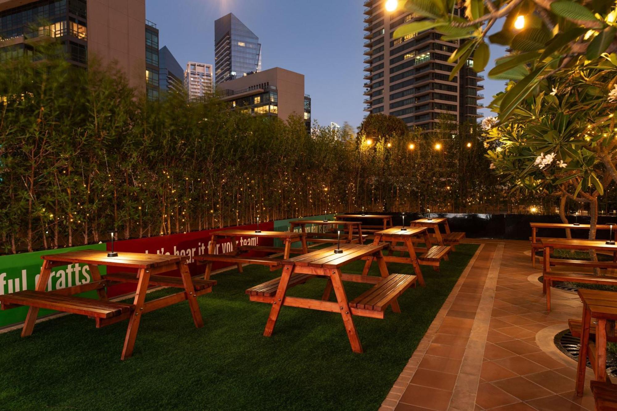 Delta Hotels by Marriott Jumeirah Beach, Dubai Bagian luar foto