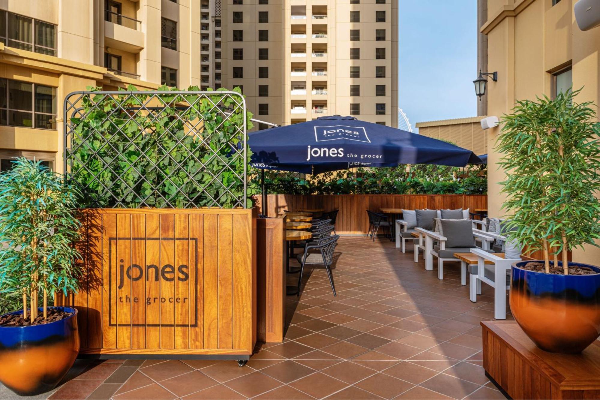 Delta Hotels by Marriott Jumeirah Beach, Dubai Bagian luar foto